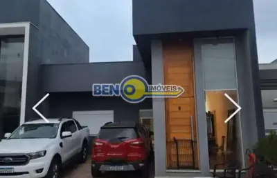 Beno imóveis vende  a casa dos seus sonhos em um condomínio fechado.