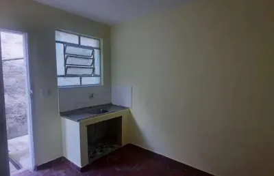 Casa com 1 quarto para alugar no Limão, São Paulo 