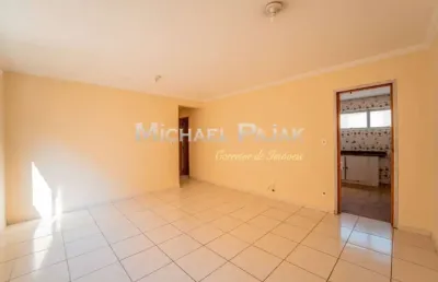 Esta localizado no bairro jardim das acácias, um bairro considerado residencial, porém, conta com t