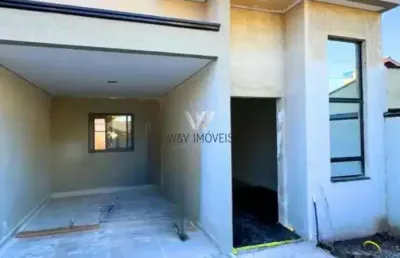 Casa com espaço gourmet com 03 quartos sendo 01 suíte, prox. ao centro
