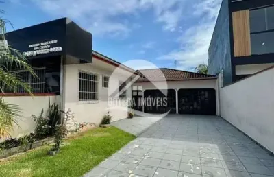 Casa com 4 quartos à venda na Rua Apucarana, Comasa, Joinville