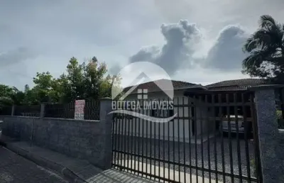 Casa com 3 quartos à venda no Espinheiros, Joinville 