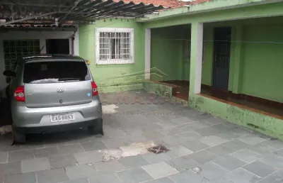 Casa com 4 quartos à venda na rua almirante gago coutinho, centro, suzano, 196 m2 por r$ 500.000