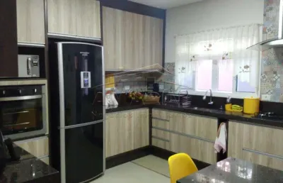 Casa com 3 quartos à venda na rua rubens vidal, cidade edson, suzano, 130 m2 por r$ 900.000
