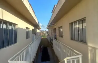 Casa com 8 quartos à venda na rua kazumi inoue, vila helena, suzano, 230 m2 por r$ 600.000