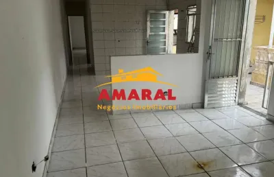 Casa com 3 quartos à venda na rua barão de cocaes, jardim medina, poá, 182 m2 por r$ 550.000