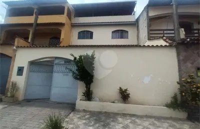 Casa em condomínio fechado com 2 quartos à venda na Simão Cristino, Bangu, Rio de Janeiro