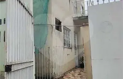 Condomínio com 2 quartos à venda em santíssimo - rj