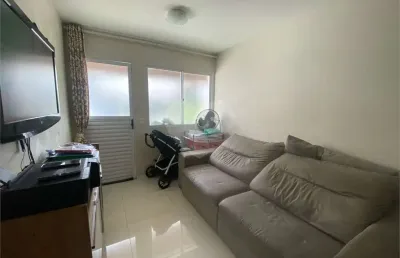 Casa de vila com 2 quartos à venda ou para locação em campo grande - rj