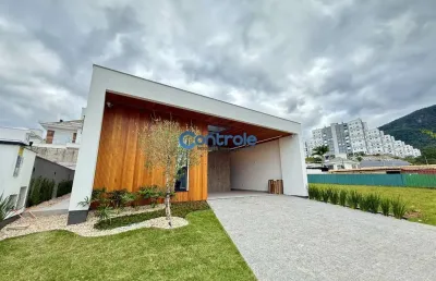 Casa em condomínio fechado com 3 quartos à venda na rua lagoinha, 65, pedra branca, palhoça por r$ 2.650.000