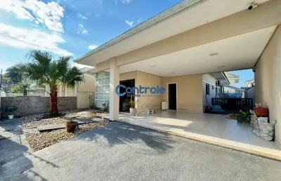 Casa com 3 quartos à venda na rua dos bem me queres, 62, pedra branca, palhoça por r$ 1.590.000