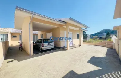 Casa com 2 quartos à venda na antônio bernardinho santos, 68, areias de baixo, governador celso ramos por r$ 680.000
