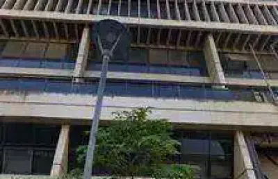 Sala comercial com 1 sala para alugar na Avenida Francisco Glicério, Vila Itapura, Campinas
