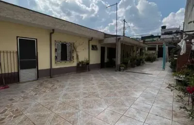 Casa térrea em ermelino matarazzo, 03 dormitórios, 06 vagas !!