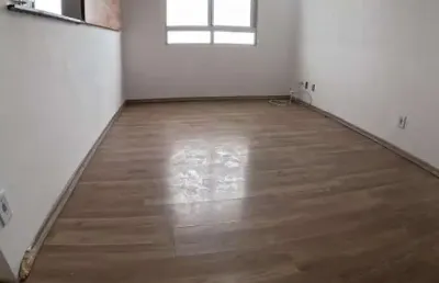 Apto em guarulhos, 02 dormitórios, 01 banheiro, 01 vaga !!