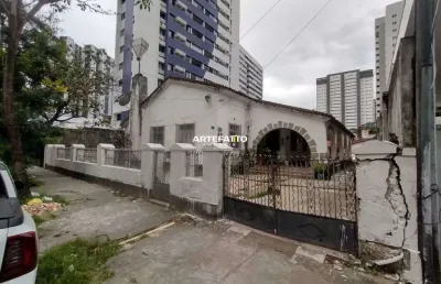 Casa grade ideal para família grande e ou comércio - no coração do espinheiro