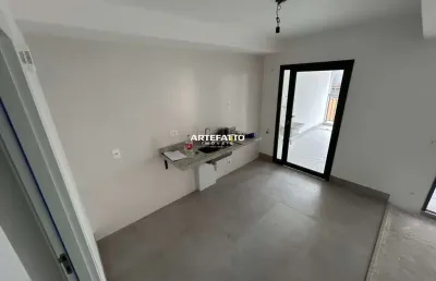 Apartamento novo, lindo com 110 m2 com 2 suítes e 2 vagas de garagem.