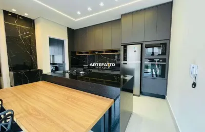 Casa com 4 quartos, 200m², à venda no centro de franca.