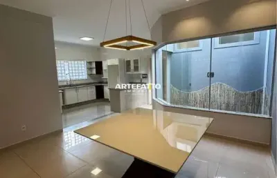 Casa com 3 quartos à venda na Rua Tenente Francisco Silas de Paula Lourinho, 3950, Parque Franville, Franca