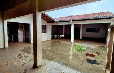 Casa com 4 quartos à venda na Rua Estêvão Marcolino, 272, Vila Santos Dumont, Franca