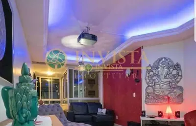 À venda no centro de florianópolis! apartamento com 3 quartos, 2 suítes e 1 vaga de garagem.
