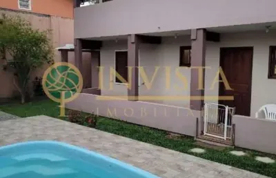 Casa com piscina privativa - à venda no rio tavares!