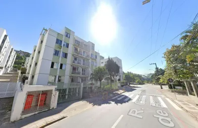 À venda | 77 m² de área privativa, sacada, 4 quartos, próximo a ufsc e 1 vaga coberta - carvoeira