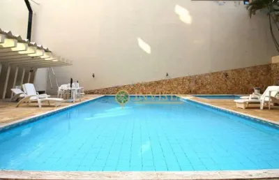 À venda | 140 m², andar alto, 3 quartos e 1 vaga - centro de florianópolis.