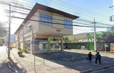Casa comercial com 534m² localizada na lagoa da conceição.