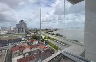 Vista mar, 3 quartos sendo 2 suítes e 2 vagas no estreito - á venda em florianópolis