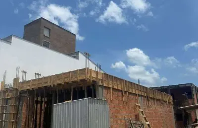 Casa em condominio fechado com infraestrutura de lazer completa - biguaçu, bairro deltaville.