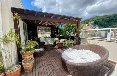 Duplex, terraço, espaço gourmet, 3 quartos e 2 vagas à venda próximo ao beiramar shopping.