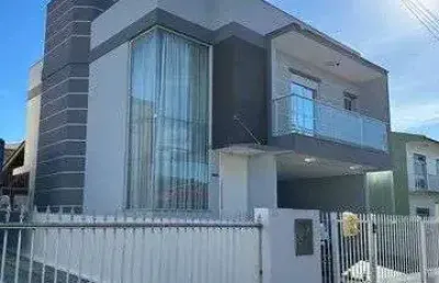 Mobiliada, 3 quartos sendo 1 suíte e 3 vagas na praia comprida - à venda em são josé