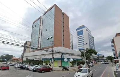 À venda | sala comercial com 35 m² e 1 vaga - estreito, em florianópolis.