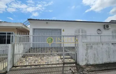 À venda | 200 m², 4 quartos e 3 vagas de garagem - capoeiras, em florianópolis.