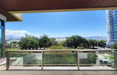 À venda | 178 m², frente mar, 4 quartos, sacada e 2 vagas de garagem - agronômica. em florianópolis.