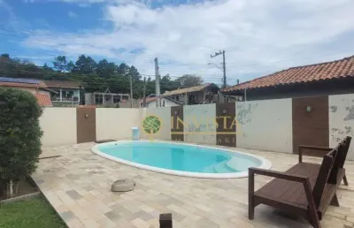 Locação na praia dos ingleses! 3 quartos, semi mobiliado e 4 vagas de garagem.