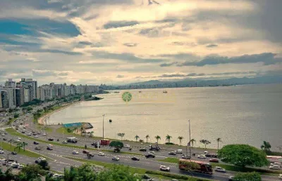 Frente mar, 3 quartos, andar alto e 1 vaga de garagem! à venda na av. beira mar norte.