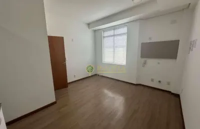 Sala comercial com 21m² - locação no bairro estreito.