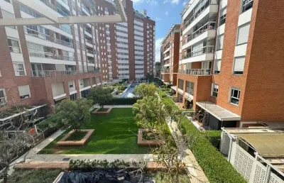 À venda | alto padrão, 3 quartos, semi mobiliado, 111m² e 2 vagas de garagem - pedra branca, em palhoça.