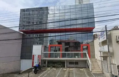 Prédio comercial para locação com 600m² e 12 vagas de garagem - estreito, florianópolis.