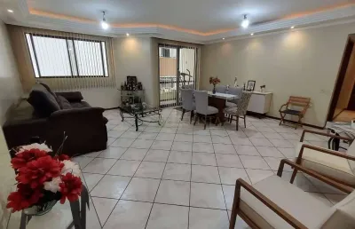 À venda | 134 m², sacada, dependência de empregada, 3 quartos e 1 vaga de garagem - agronômica, em florianópolis.