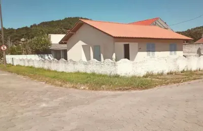 Á venda - 100m² de área privativa, 2 quartos, semi mobilida - praia de fora / palhoça