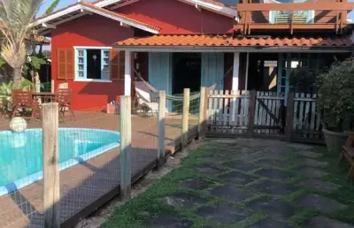 À venda | 440 m², piscina privativa, churrasqueira e 3 quartos - rio vermelho, em florianópolis.