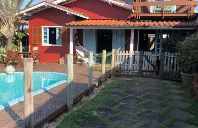 À venda | 440 m², piscina privativa, churrasqueira e 3 quartos - rio vermelho, em florianópolis.