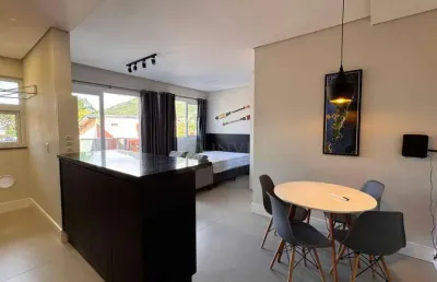 À venda | 42 m², sacada com churrasqueira, mobiliado e 1 vaga de garagem - ribeirão da ilha, em florianópolis.