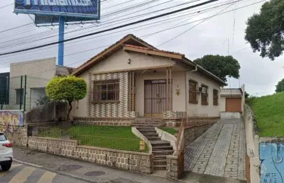 À venda | 180 m², 3 quartos e 4 vagas - capoeiras, florianópolis.