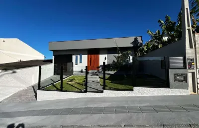 À venda | 170 m², varanda gourmet com churrasqueira, 3 quartos e 3 vagas - picadas do sul, são josé.