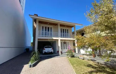 Locação | 220 m², 4 quartos, mobiliado e 4 vagas - palhoça/sc.