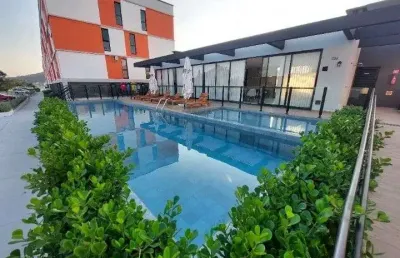 Locação | novo, 45 m², 2 quartos e 1 vaga - serraria, em são josé.